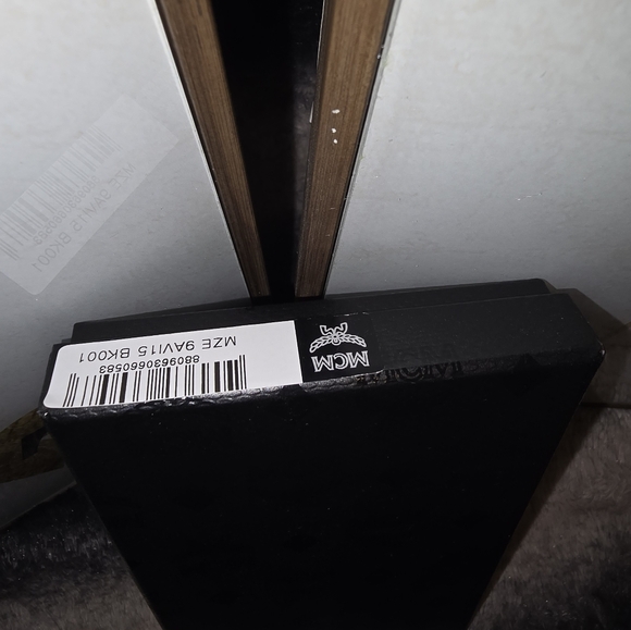 MCM IPhone XS Max (big one) authentic - Picture 5 of 6